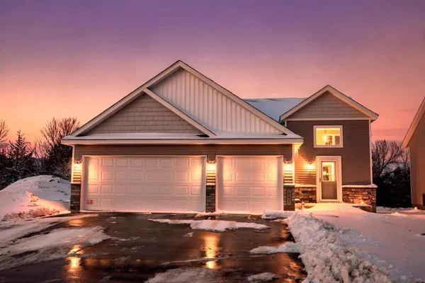 $414,850 | 341 Ridge Road, Le Sueur, MN 56058