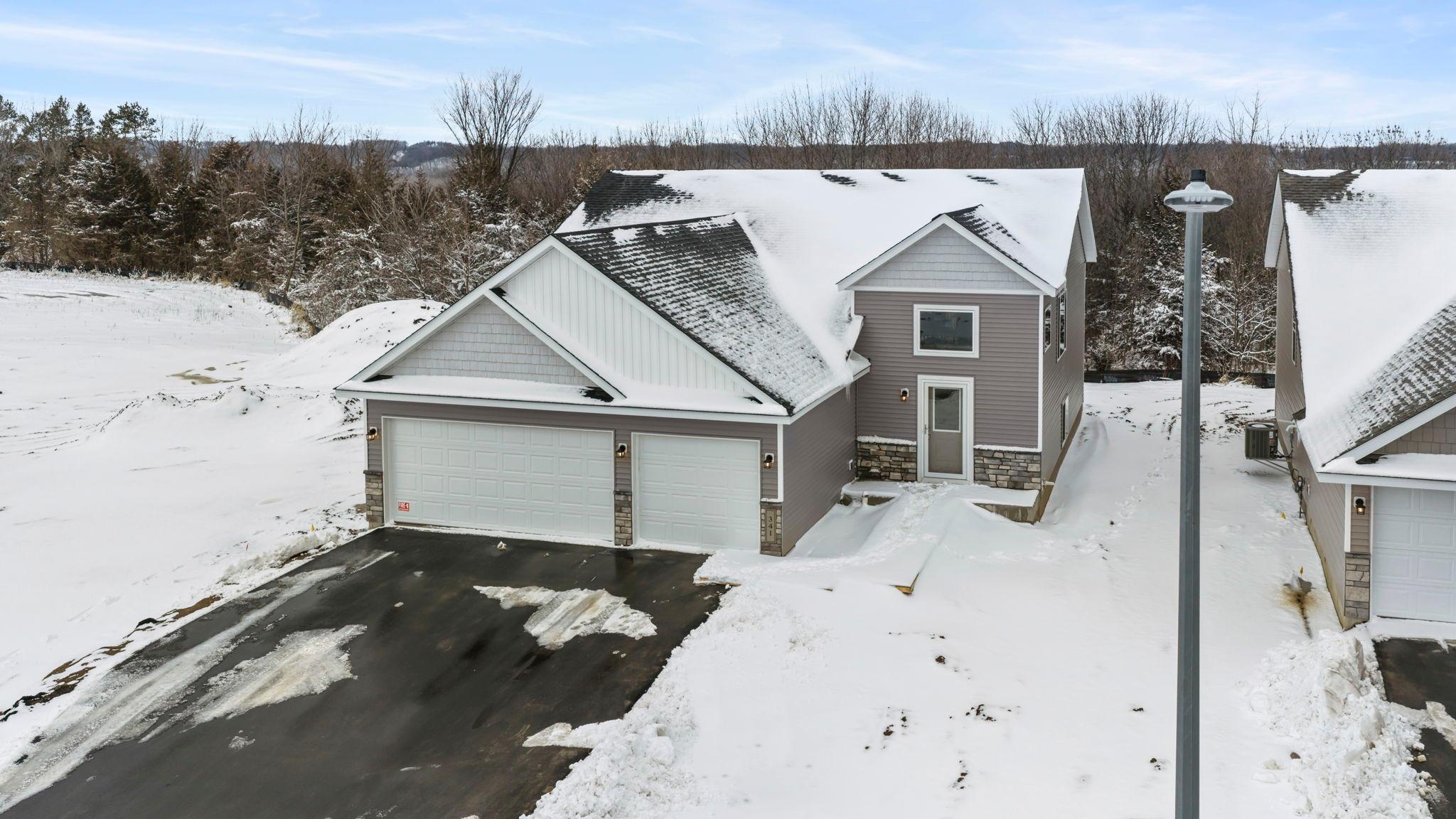 341 Ridge Road Le Sueur, MN 56058 - Photo 3 of 84