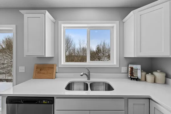 $414,850 | 341 Ridge Road, Le Sueur, MN 56058