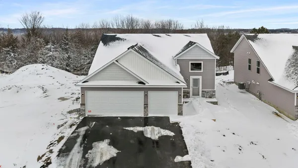$414,850 | 341 Ridge Road, Le Sueur, MN 56058