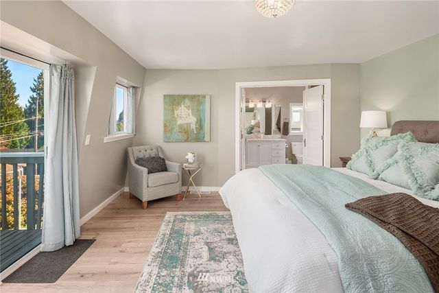 $834,000 | 5016 36th Avenue Southwest, Seattle, WA 98126