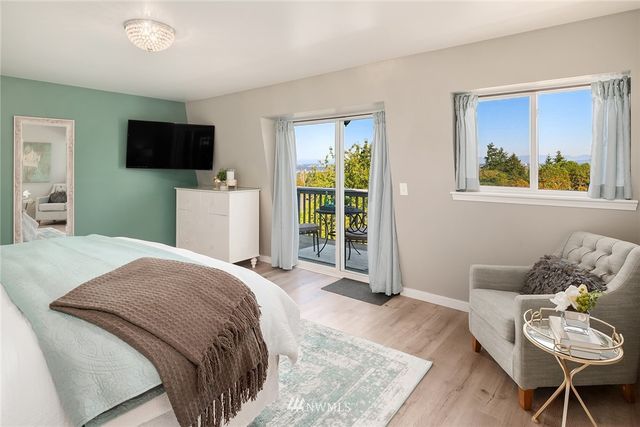 $834,000 | 5016 36th Avenue Southwest, Seattle, WA 98126