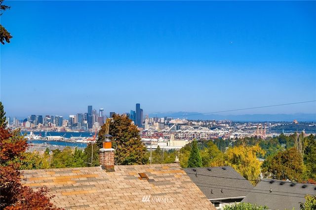 $834,000 | 5016 36th Avenue Southwest, Seattle, WA 98126