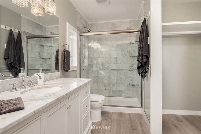 $834,000 | 5016 36th Avenue Southwest, Seattle, WA 98126