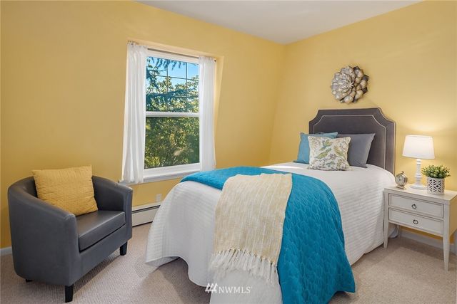 $834,000 | 5016 36th Avenue Southwest, Seattle, WA 98126