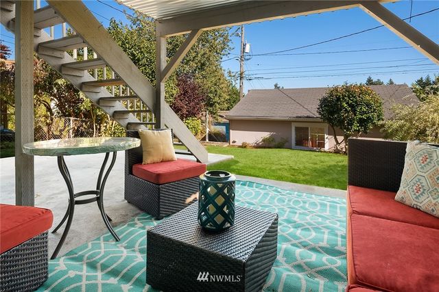 $834,000 | 5016 36th Avenue Southwest, Seattle, WA 98126