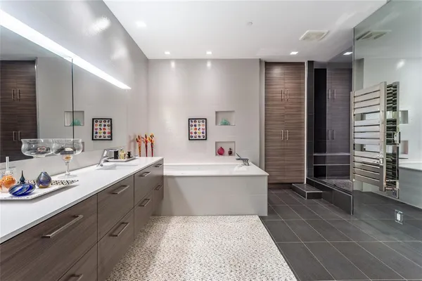 $5,500,000 | 2300 Wolf Street, Unit 18A, Dallas, TX 75201