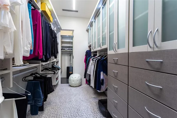 $5,500,000 | 2300 Wolf Street, Unit 18A, Dallas, TX 75201