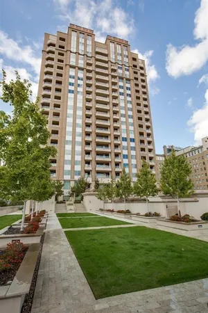 $5,500,000 | 2300 Wolf Street, Unit 18A, Dallas, TX 75201