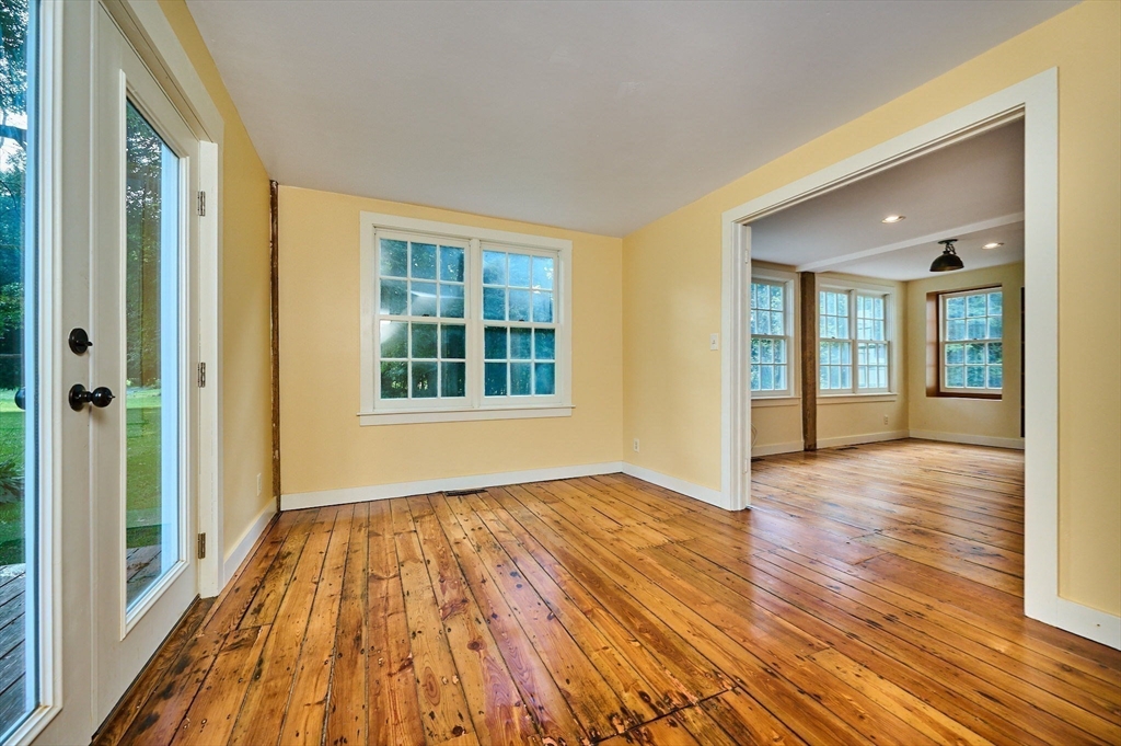 122 Bay Road Hadley, MA 01035 - Photo 12 of 42 Gallery Image 12