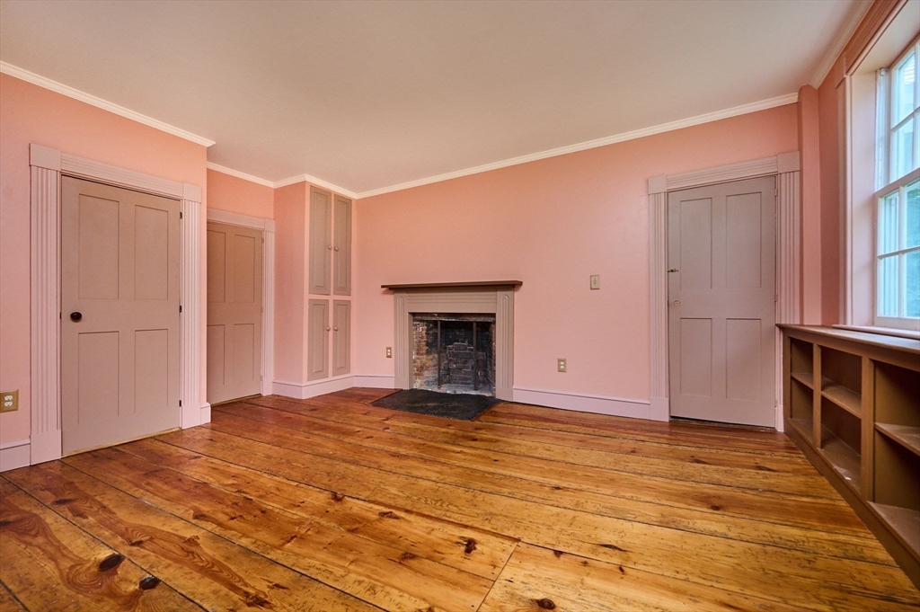 122 Bay Road Hadley, MA 01035 - Photo 14 of 42 Gallery Image 14