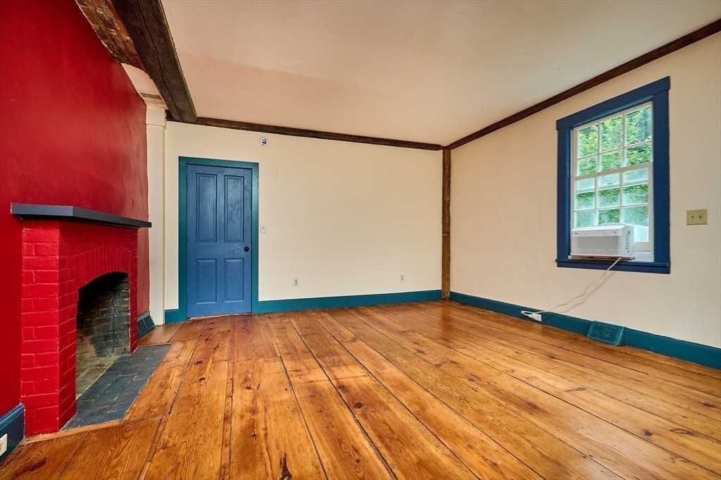 122 Bay Road Hadley, MA 01035 - Photo 18 of 42 Gallery Image 18