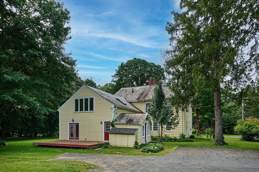 122 Bay Road Hadley, MA 01035 - Photo 4 of 42 Gallery Image 4