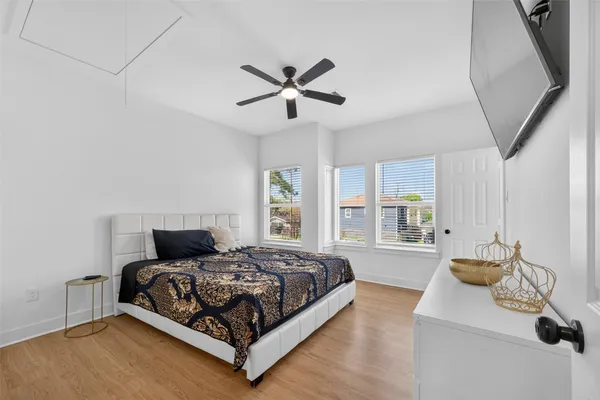 $2,000 | 4624 Maggie Street, Unit A, Houston, TX 77051