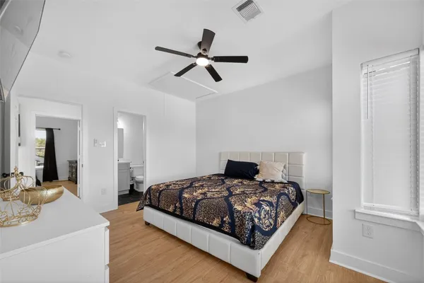 $2,000 | 4624 Maggie Street, Unit A, Houston, TX 77051