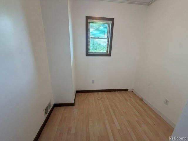 5983 Welch Road Emmett, MI 48022 - Photo 6 of 22