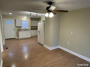 320 Higgins Street Howell, MI 48843 - Photo 5 of 26