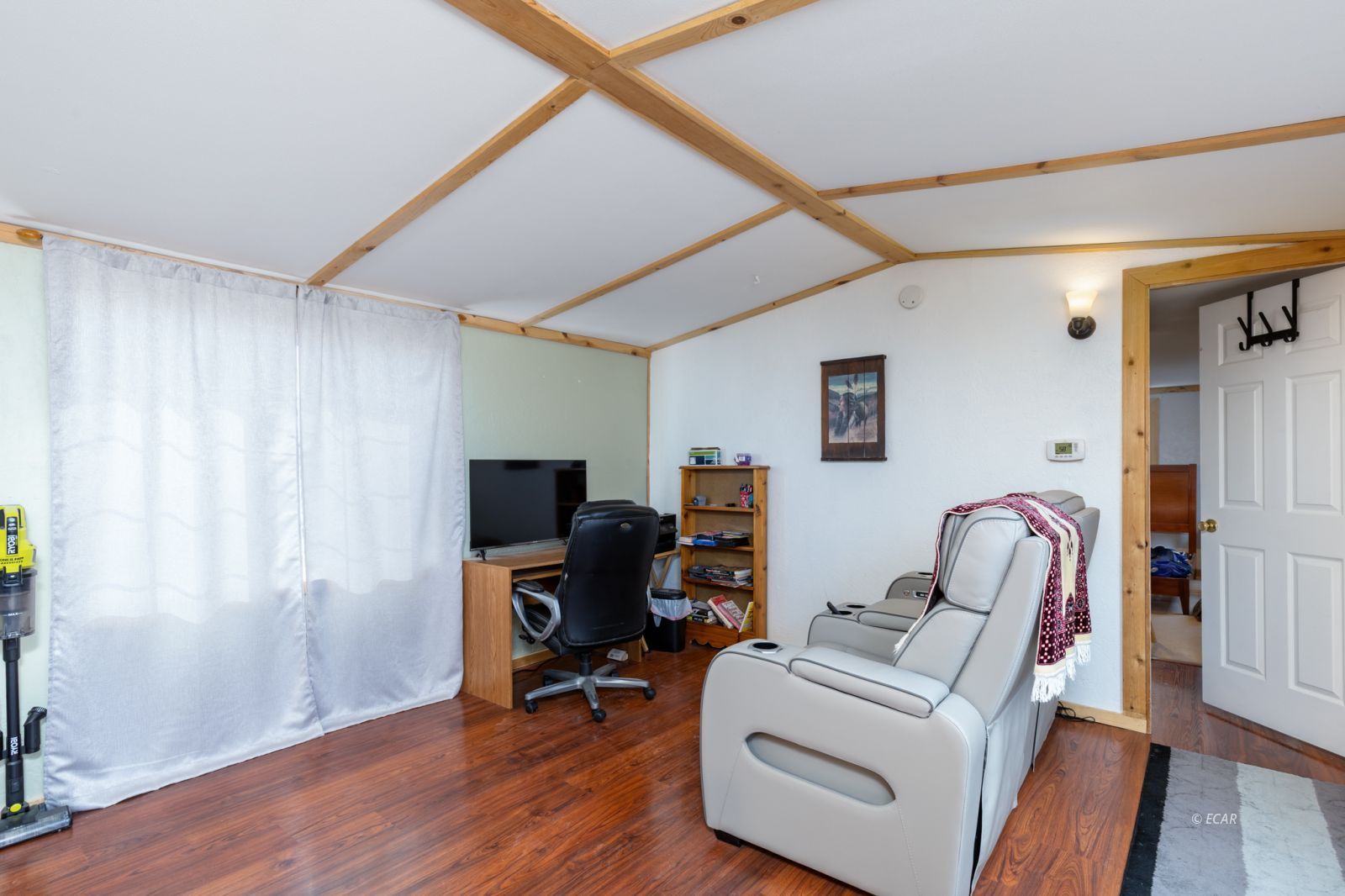 480 Spring Valley Parkway Spring Creek, NV 89815 - Photo 4 of 17 Gallery Image 4