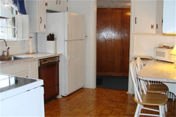 12 Shetland Road Wakefield, MA 01880 - Photo 8 of 23 Gallery Image 8