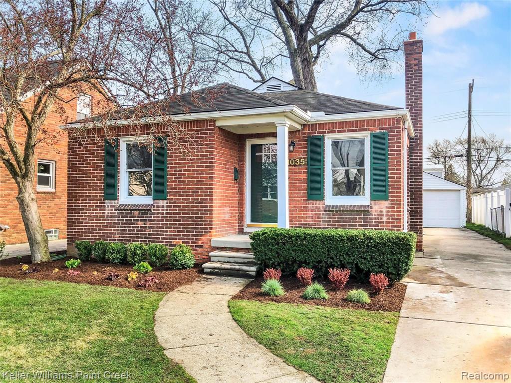 1035 Columbia Road Berkley, MI 48072 - Photo 1 of 22
