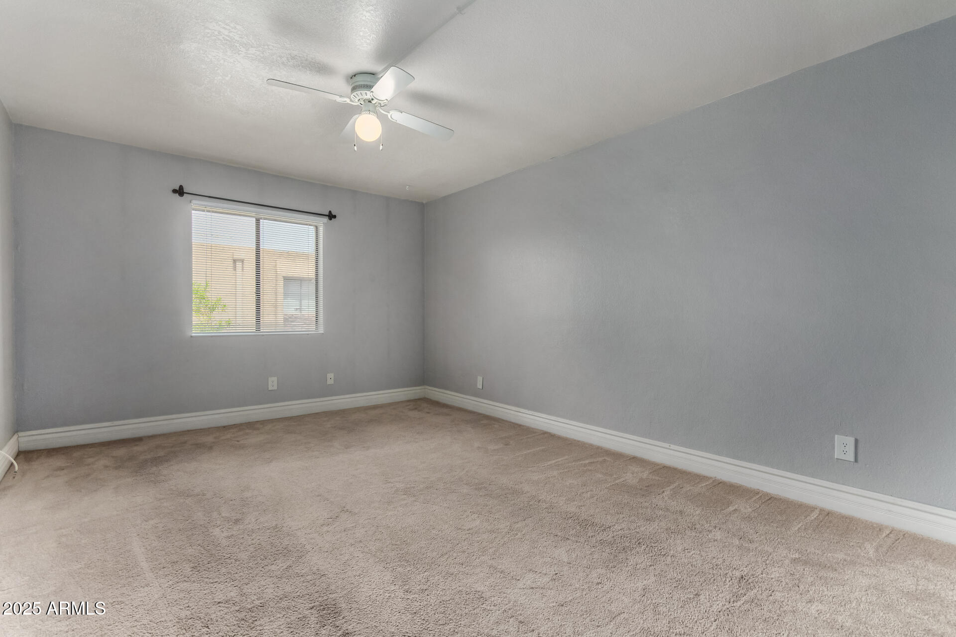3825 East Camelback Road, Unit 251 Phoenix, AZ 85018 - Photo 12 of 40 Primary Bedroom
