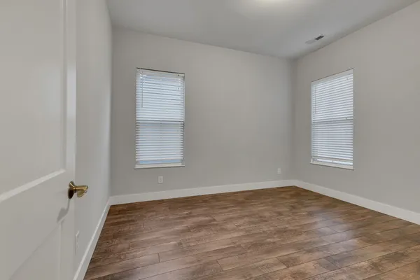 $2,950 | 2402 Hyde Street, Nashville, TN 37208