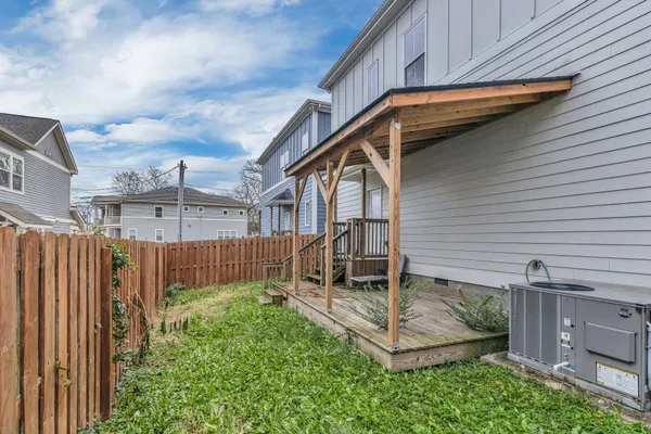 $2,950 | 2402 Hyde Street, Nashville, TN 37208