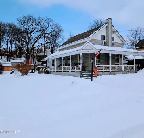 $209,900 | 10 Prospect Avenue, Port Henry, NY 12974