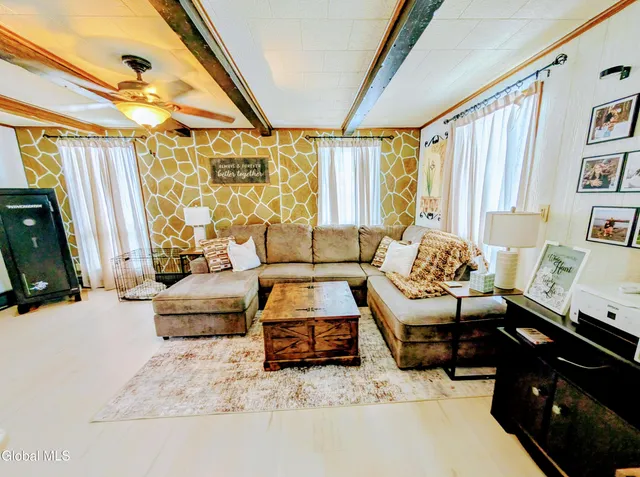 $209,900 | 10 Prospect Avenue, Port Henry, NY 12974