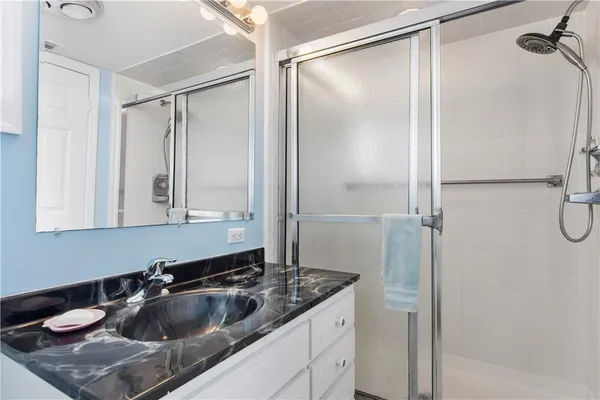 $5,500 | 5300 Florida A1A, Unit 214, Vero Beach, FL 32963