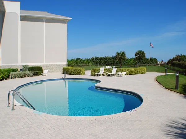 $5,500 | 5300 Florida A1A, Unit 214, Vero Beach, FL 32963