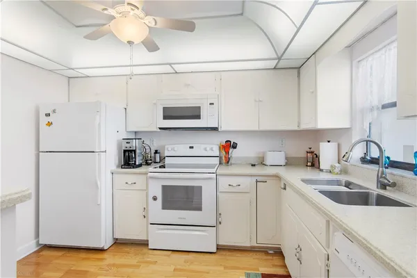 $5,500 | 5300 Florida A1A, Unit 214, Vero Beach, FL 32963