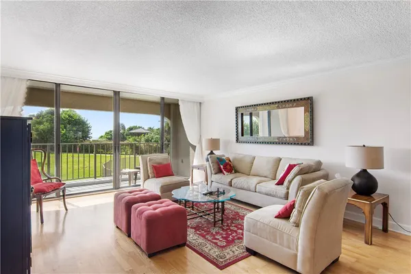 $5,500 | 5300 Florida A1A, Unit 214, Vero Beach, FL 32963