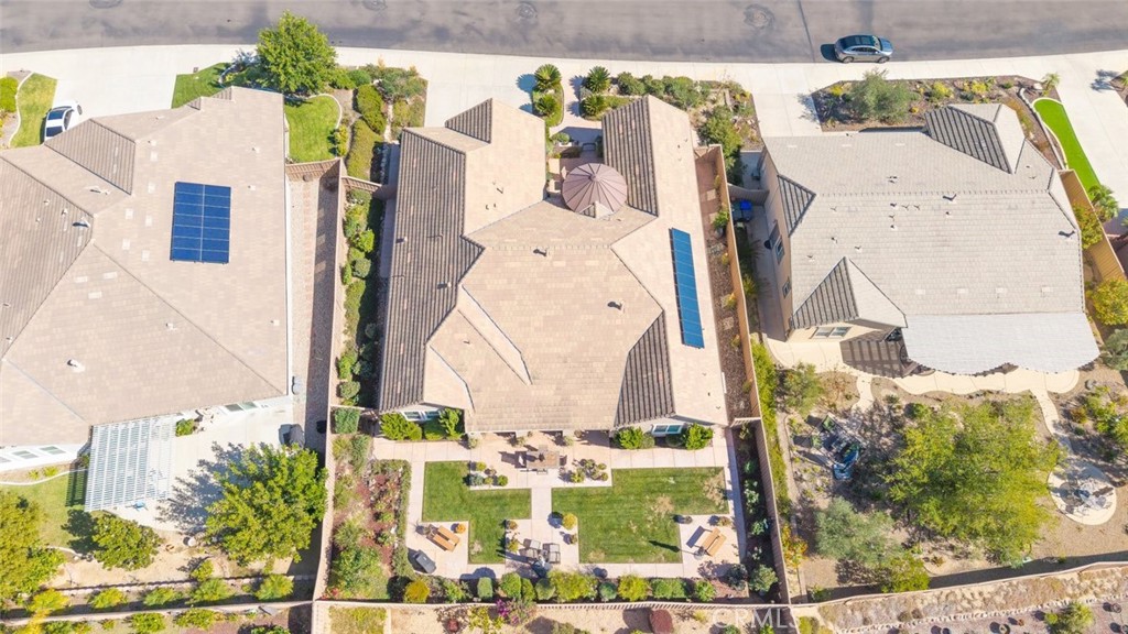 227 Tom McGuinness Jr Circle Fallbrook, CA 92028 - Photo 33 of 42 view of rooftop