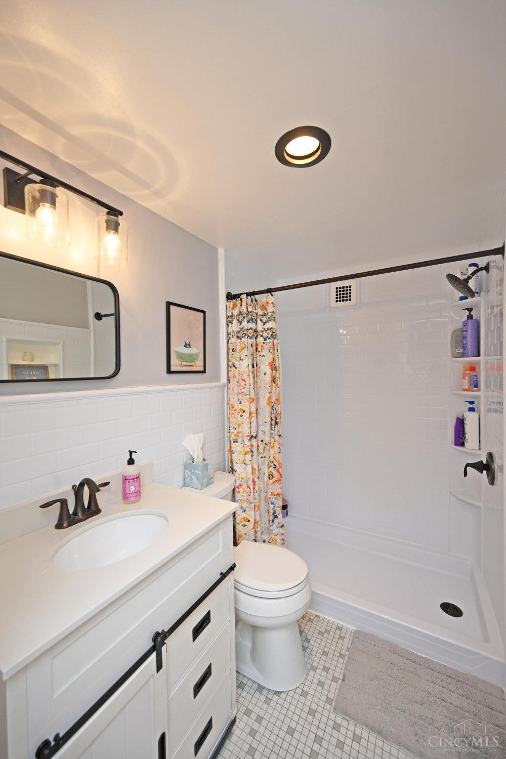 2324 Madison Road, Unit 1105 Cincinnati, OH 45208 - Photo 34 of 40 Gallery Image 34