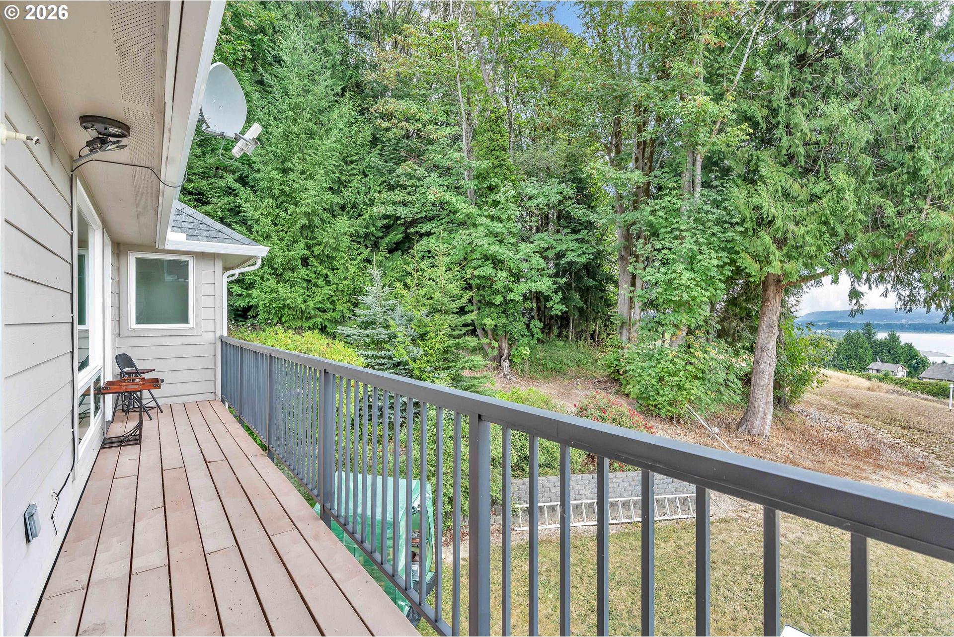 1663 Highway 4 Cathlamet, WA 98612 - Photo 20 of 48 Gallery Image 20