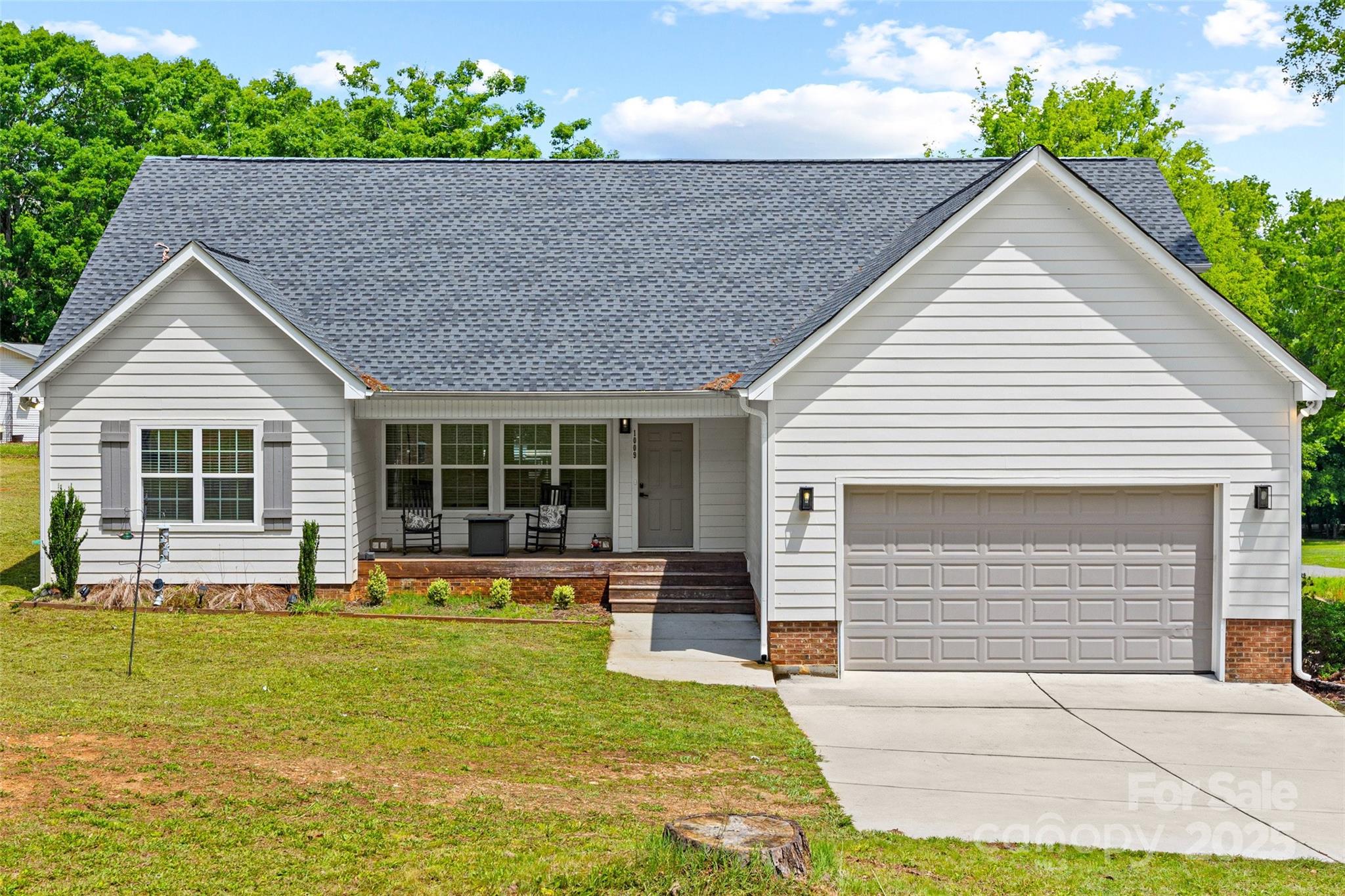 1009 Rainbow Circle Catawba, SC 29704 - Photo 1 of 33