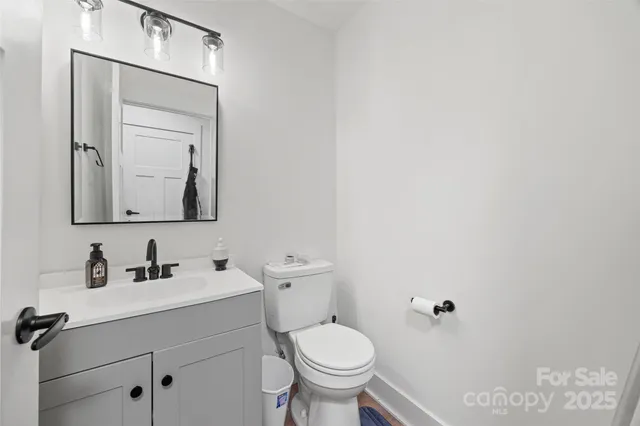 $420,000 | 1009 Rainbow Circle, Catawba, SC 29704