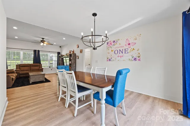 $420,000 | 1009 Rainbow Circle, Catawba, SC 29704