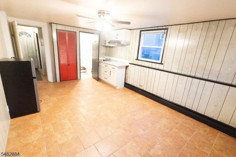 74 Raritan Road Linden, NJ 07036 - Photo 22 of 27 Gallery Image 22