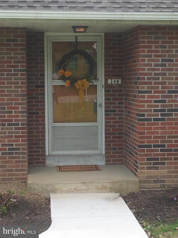 340 Old Delp Road Lancaster, PA 17601 - Photo 4 of 33 Gallery Image 4