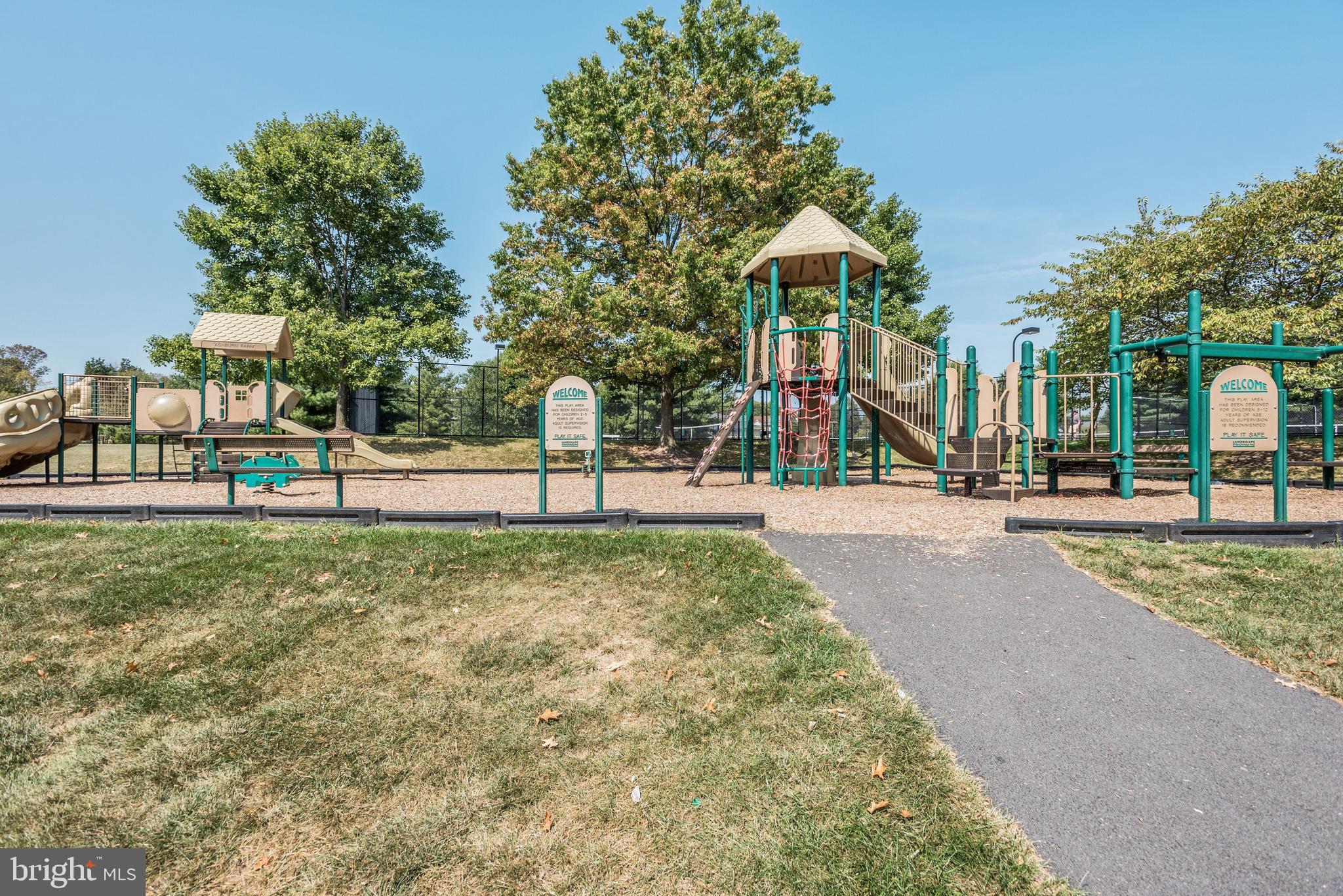 20979 Timber Ridge Terrace, Unit 303 Ashburn, VA 20147 - Photo 19 of 23 play ground