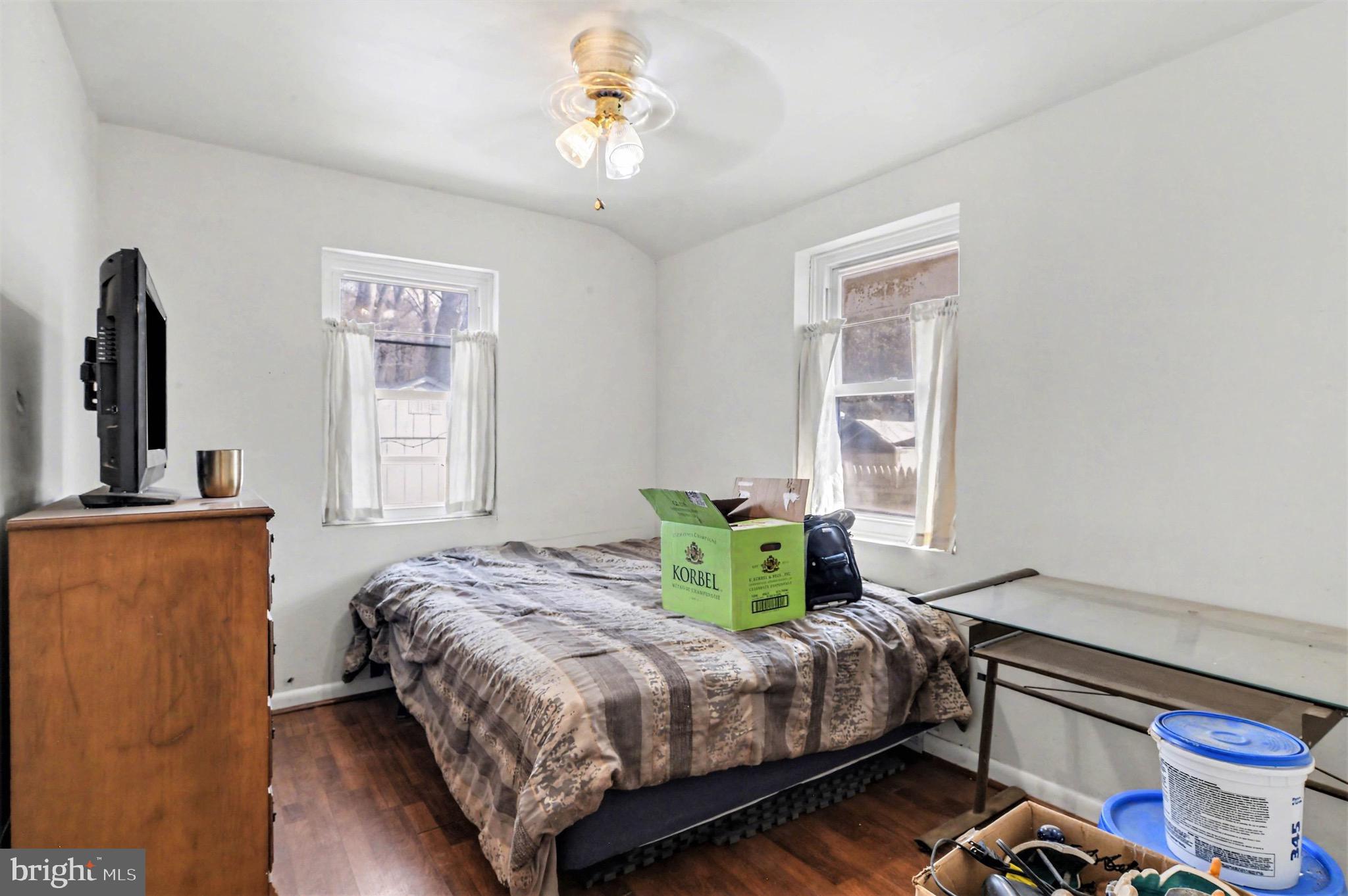 1220 Shesley Road Edgewater, MD 21037 - Photo 12 of 22 a bedroom with a bed and a window