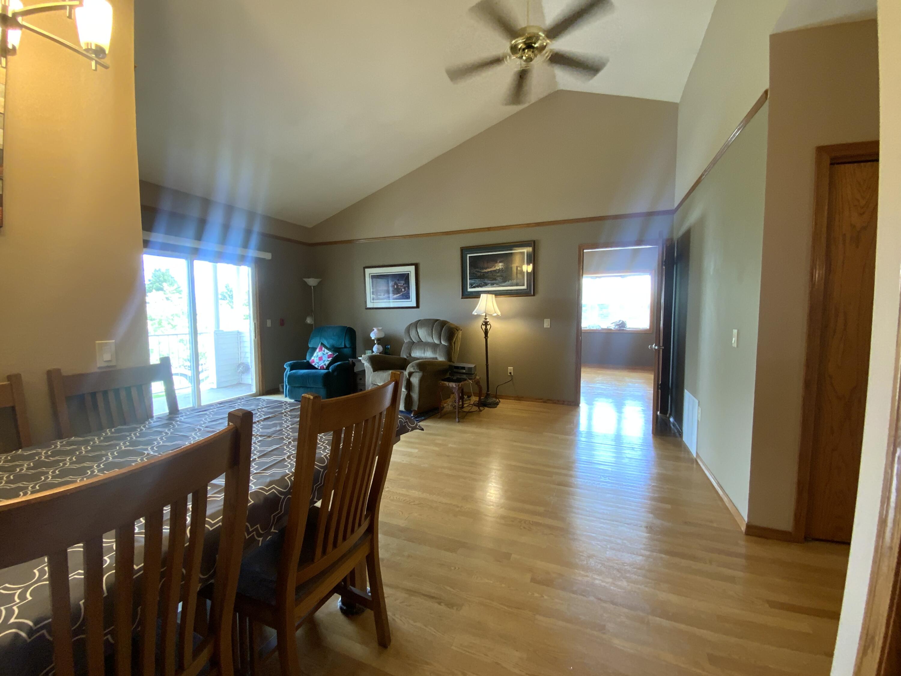 1807 Ridgeway Drive, Unit 38 De Pere, WI 54115 - Photo 7 of 39 living room
