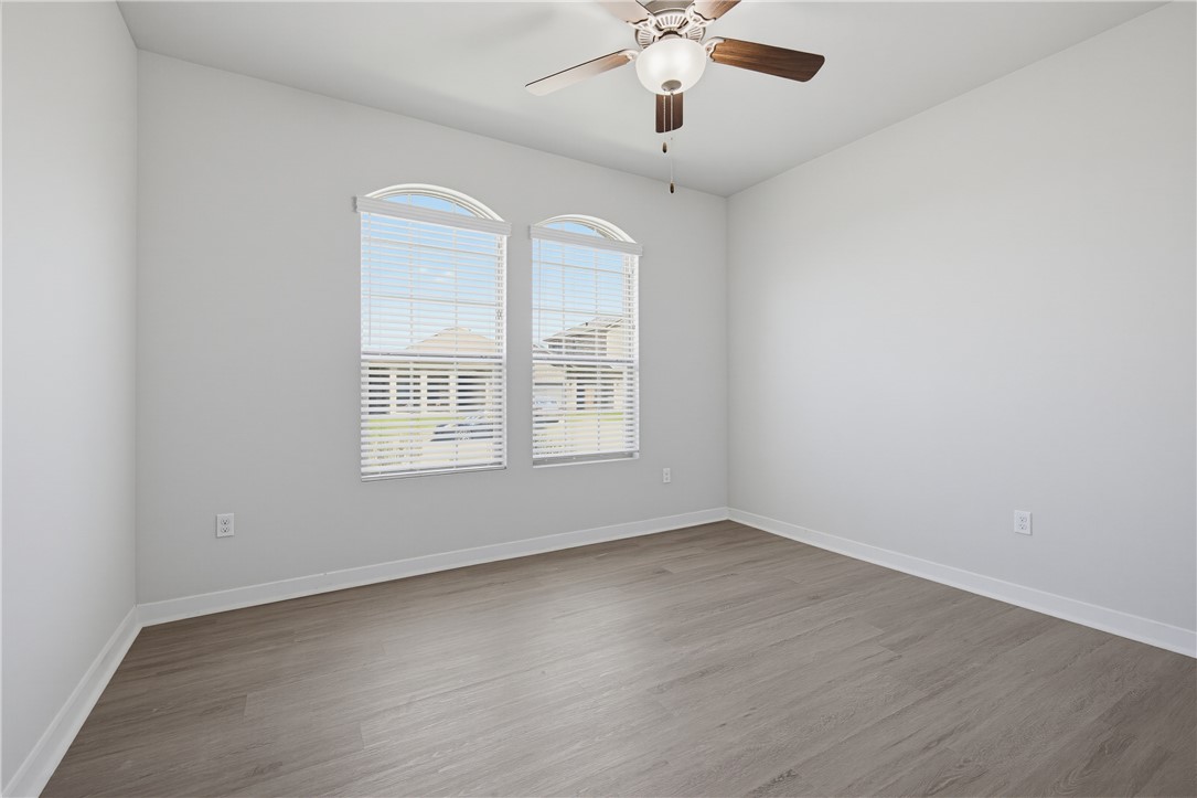 1012 Pasadena Street Portland, TX 78374 - Photo 20 of 25