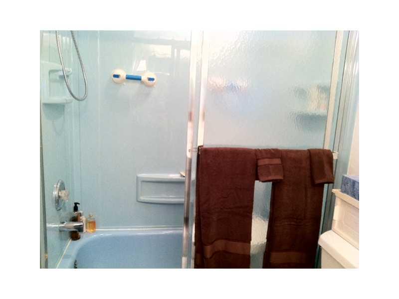 633 Irwin Run Road West Mifflin, PA 15122 - Photo 14 of 25 Full Bath. Full bathroom on 1st floor