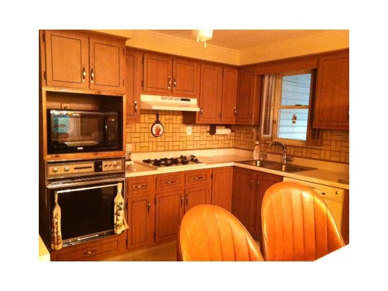 Kitchen. 