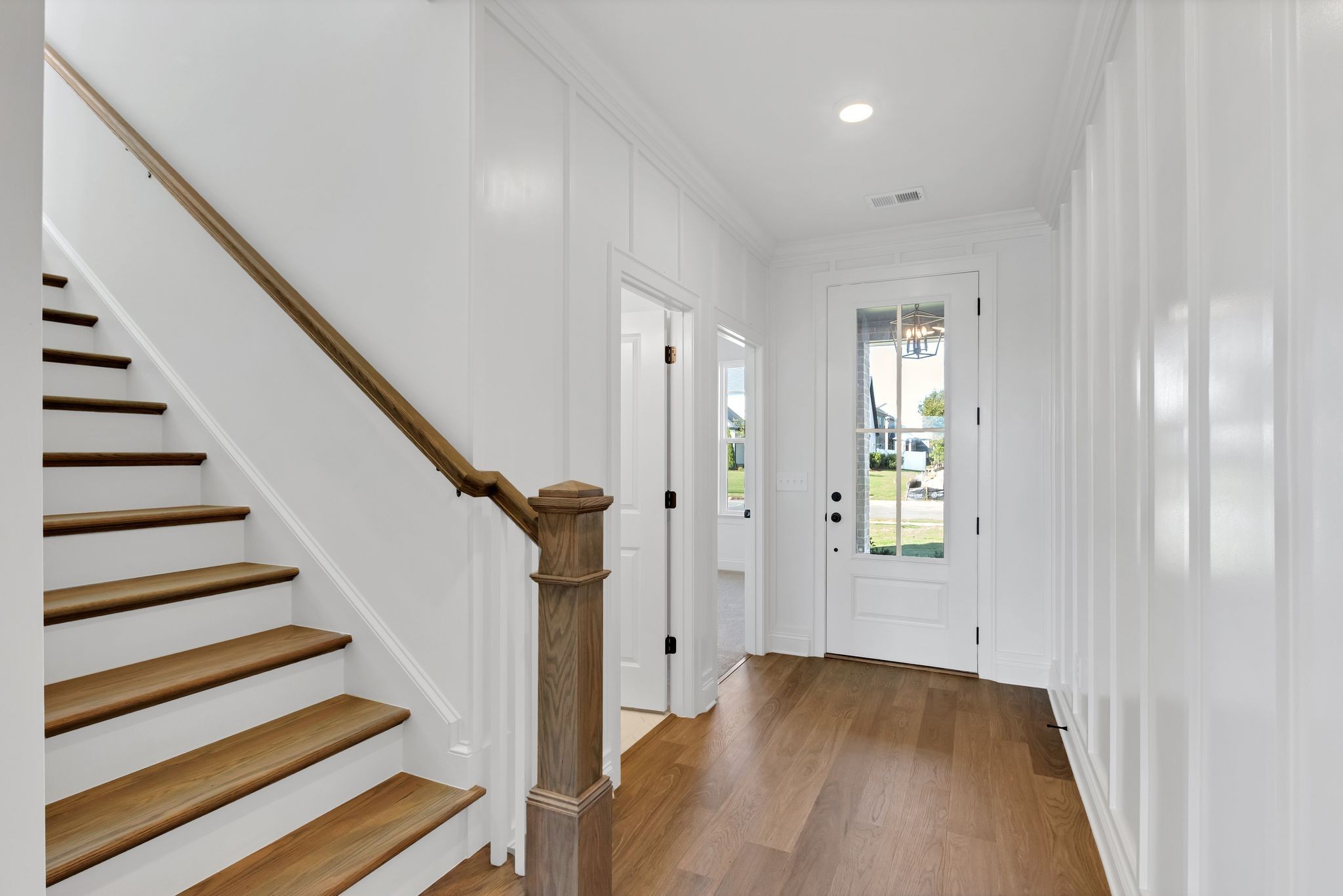 7404 Legends Way Murfreesboro, TN 37129 - Photo 2 of 40