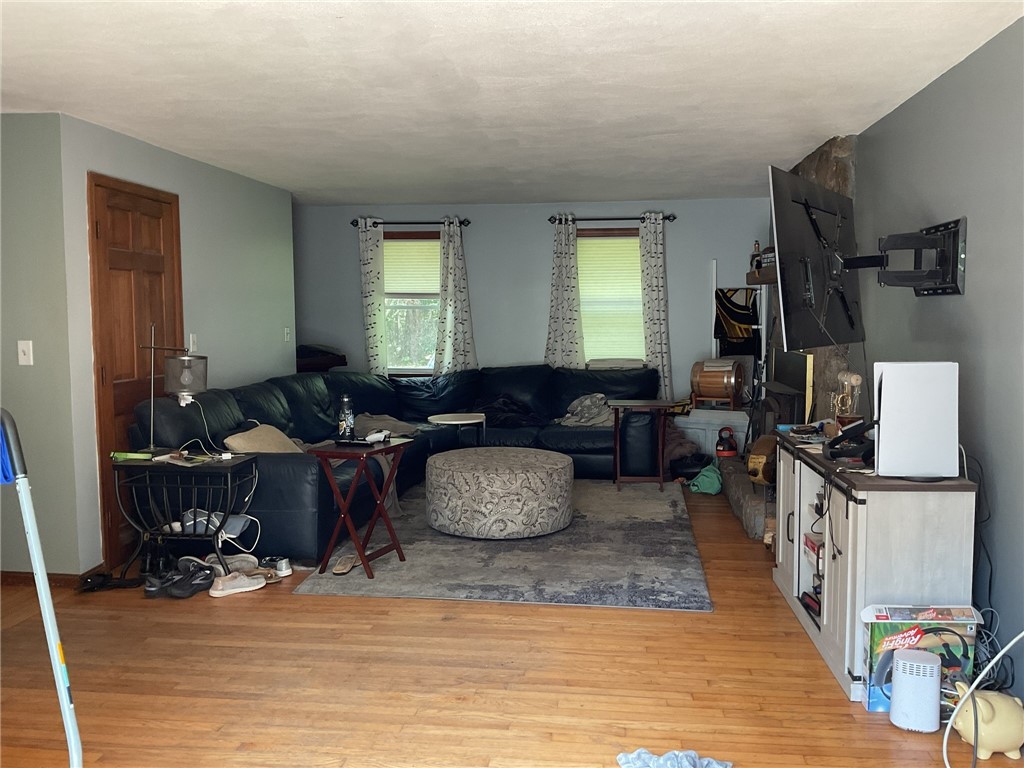 20 Shippee Schoolhouse Road Foster, RI 02825 - Photo 2 of 37