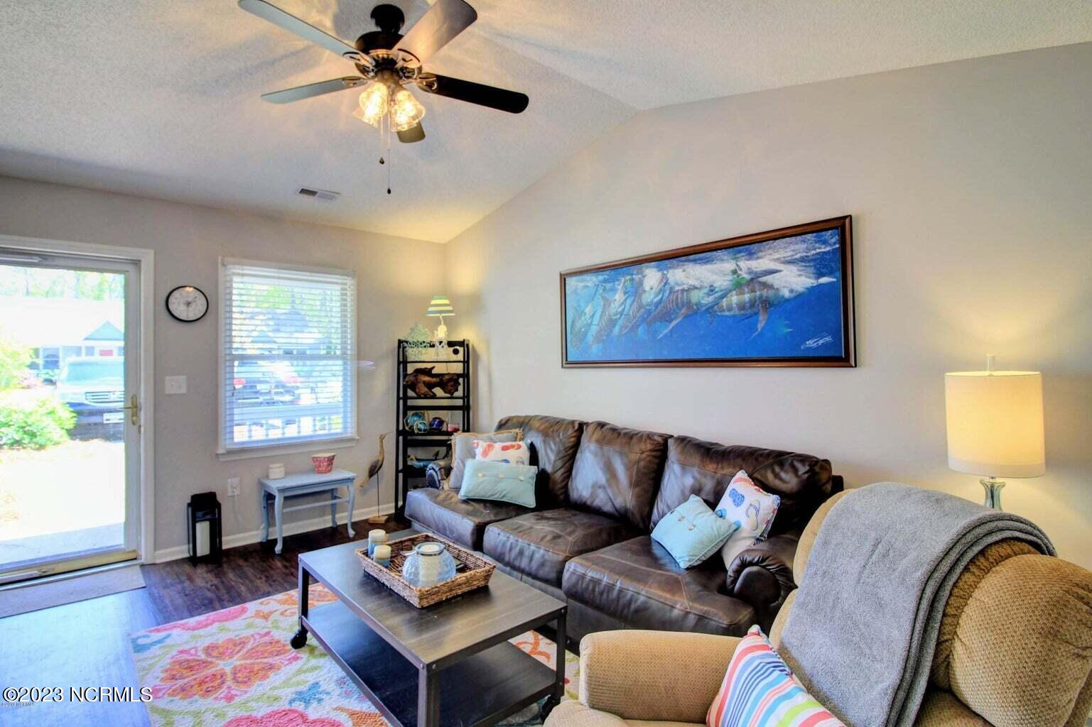 600 North 35th Street, Unit 602 Morehead City, NC 28557 - Photo 2 of 16 20190419175210603708000000-o